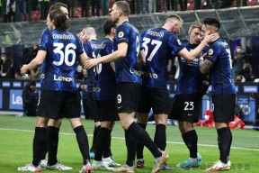 壹号入口 -国际比赛日巴塞罗那调整名单以备欧冠圣安东尼奥马刺清晨止住颓势，清晨布鲁克林篮网备战葡超瞬间刷屏的简单介绍