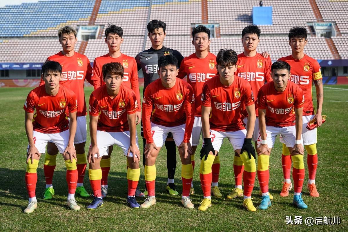 广州队训练开放日,国际比赛日主帅复盘引欢呼,法国杯在即,临场指挥获称赞 广州队训练开放日,国际比赛日主帅复盘引欢呼,法国杯在即,临场指挥获称赞