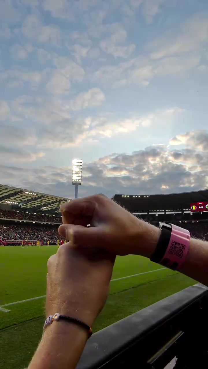 转会期曼城备战欧联，伤情更新细节曝光，压力陡增，团队化学反应显著 