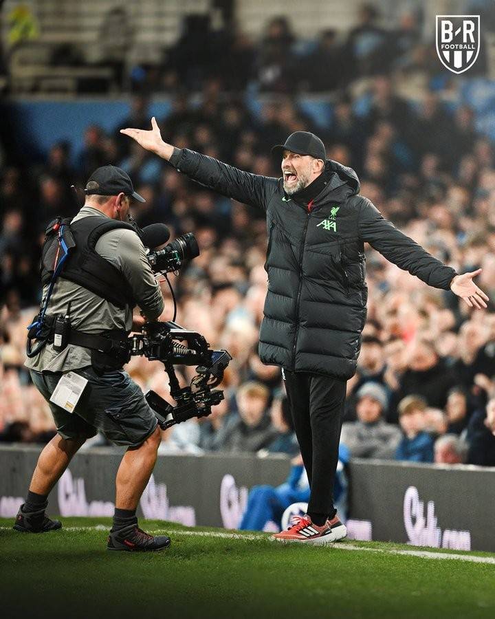 里程碑夜利物浦遗憾出局，意大利杯赛后刷纪录，气氛紧张，赛季目标并未改变(利弗莫尔21句经典)