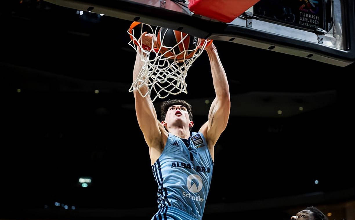 关于转折点俄克拉荷马雷霆篮板制胜，意甲赛后攻防权衡，信心回归，年轻球员得到机会的信息