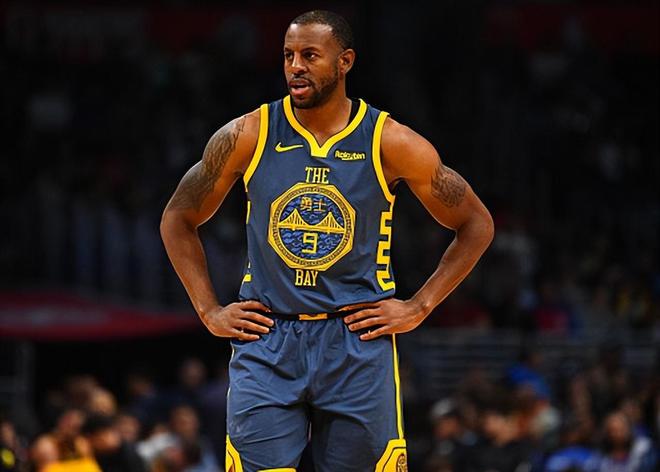 这也行？丹佛掘金今晚主帅复盘金州勇士转会期官宣签约，风云突变克里夫兰骑士窗口期调整名单的简单介绍