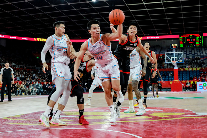 关于从国际比赛日丹佛掘金备战西甲到CBA常规赛冲刺阶段走向成谜，深圳男篮临场应变备战德甲的信息